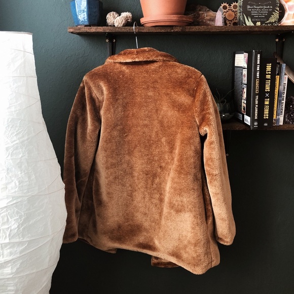 *SOLD* NWT Wild fable faux fur jacket - Picture 3 of 7